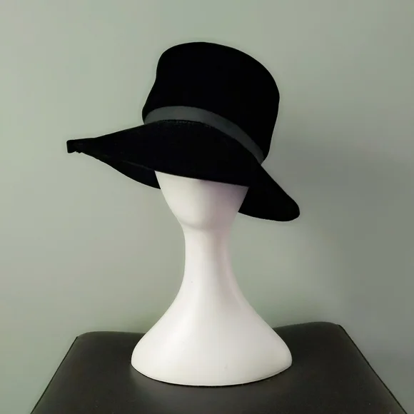Vintage | Accessories | Vintage 97s Union Made Black Velvet  display picture 3